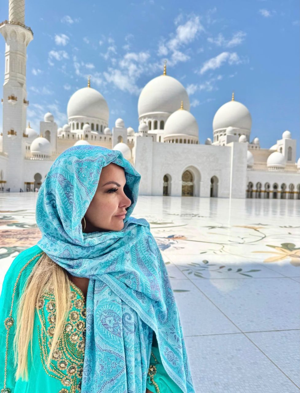 Dani em Abu Dhabi